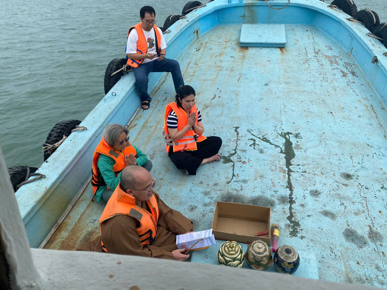Rải tro cốt trên biển Vũng tàu